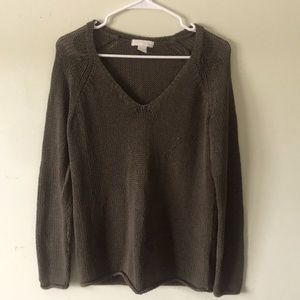 H&M forest green sweater